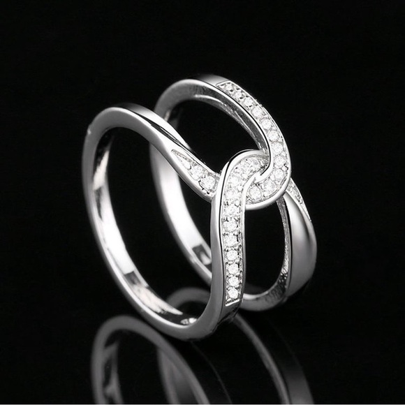Twisted Inlaid Zircon Double-layered Ring - Picture 4 of 8
